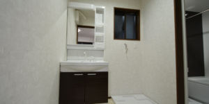 令和01年11月竣工 U様邸新築工事(脱衣室)